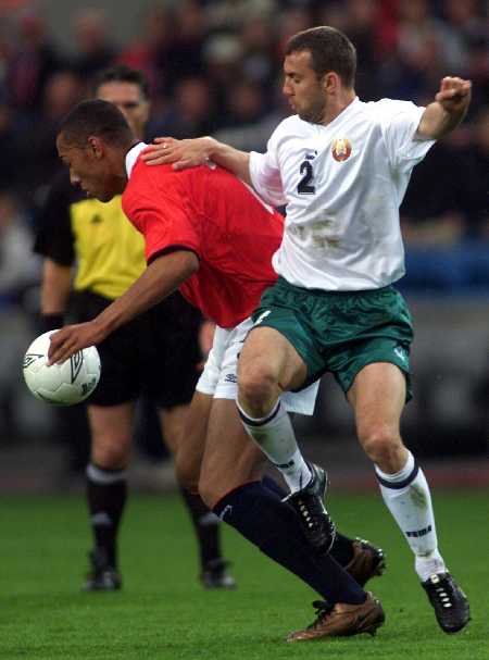 ���� ����